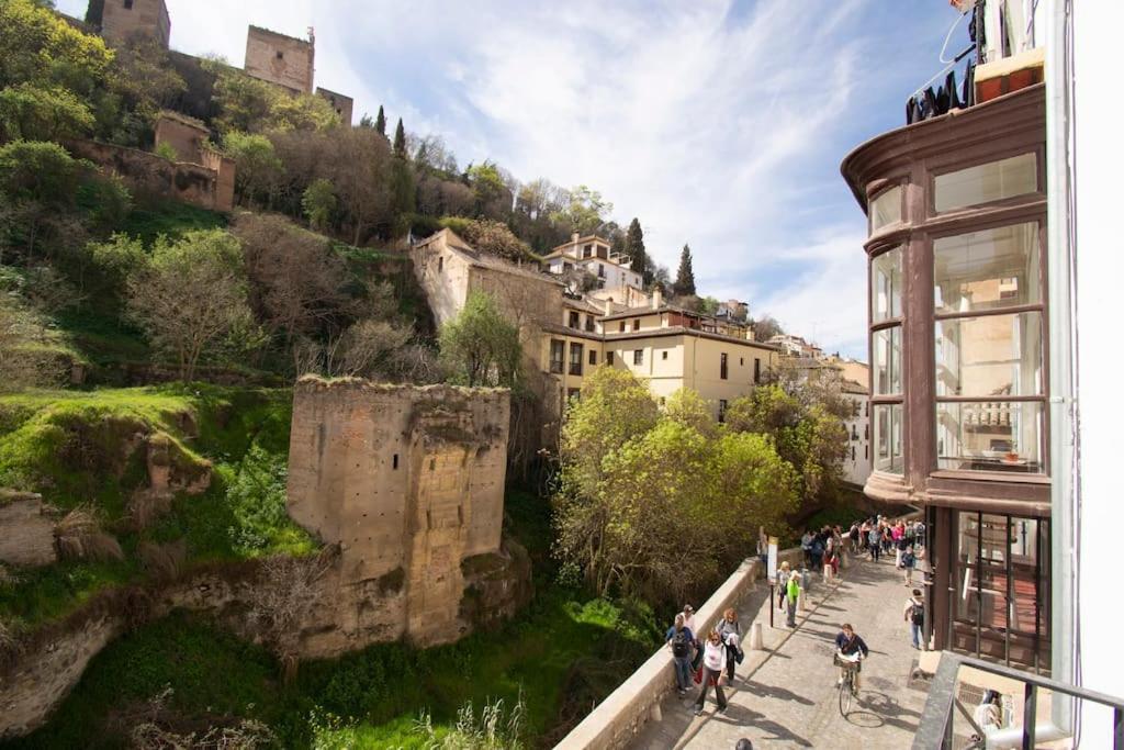 Pangsapuri Alhambra Enamora 2. Paseo De Tristes Views 1-b *